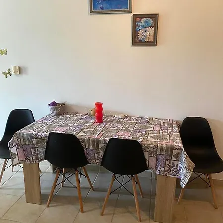 Apartman Dimitris House 2 *